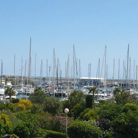 Port-2 By Interhome *